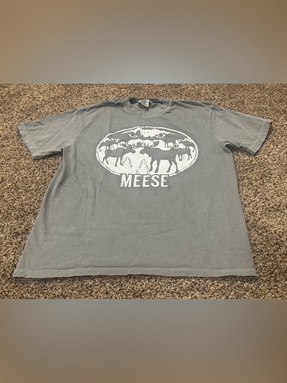 COMFORT COLORS MEESE T SHIRT SIZE LARGE